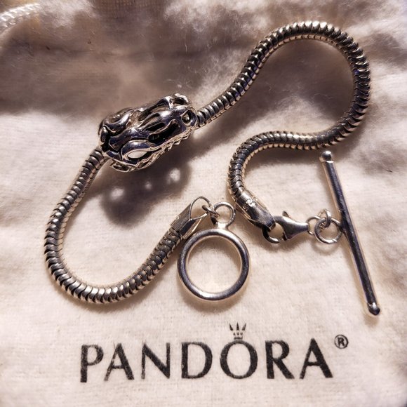 Retired and very rare sterling silver T. rex skull charm bracelet - Picture 4 of 4